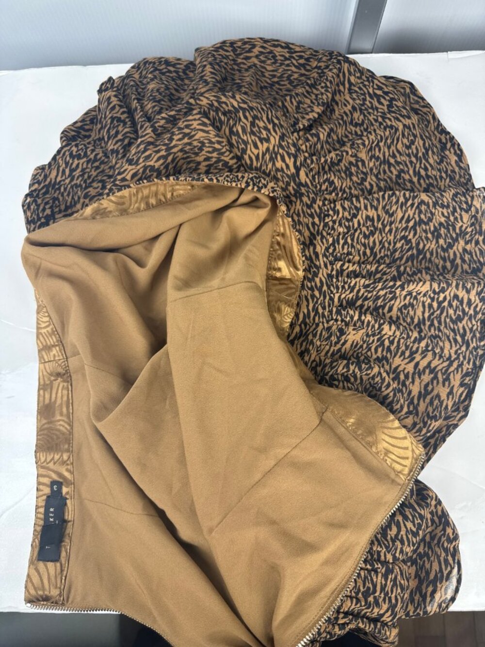 TED BAKER LONDON 'Adellyn' Animal Ruffled Mini Skirt Camel Brown Black sz 3/8-10 - Picture 8 of 13